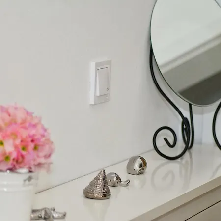 Nadoveza * Tribunj (Sibenik-Knin)