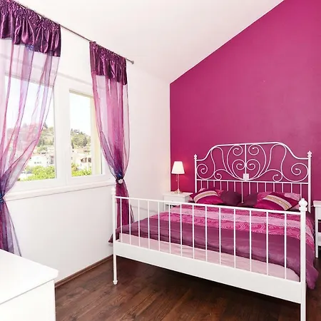 Apartment Nadoveza *